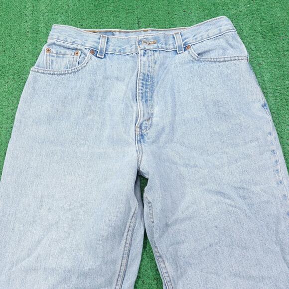 Vintage Levis 550 Jeans Womens 12 Light Wash Relaxed Fit Tapered Leg 31x30 - Picture 2 of 11